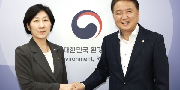 김영환 충북지사, 한화진 환경부 장관 만나 지역현안 건의 이미지1